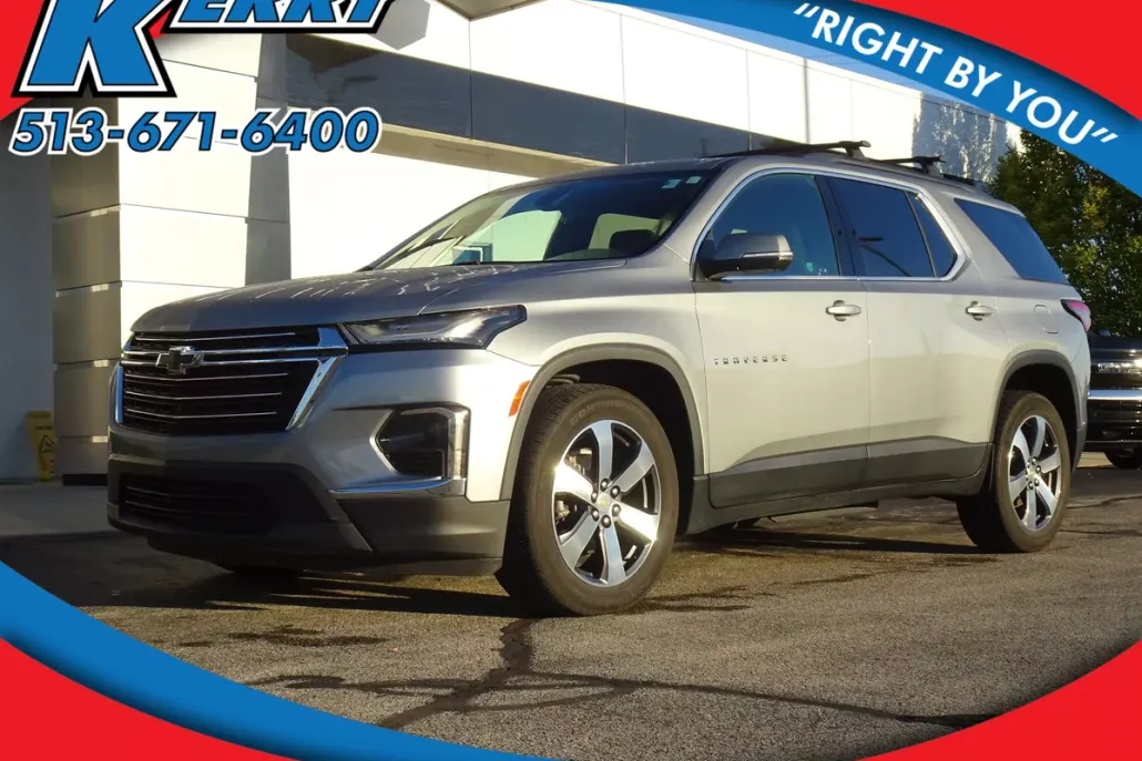 2023 Chevrolet Traverse Leather photo 1