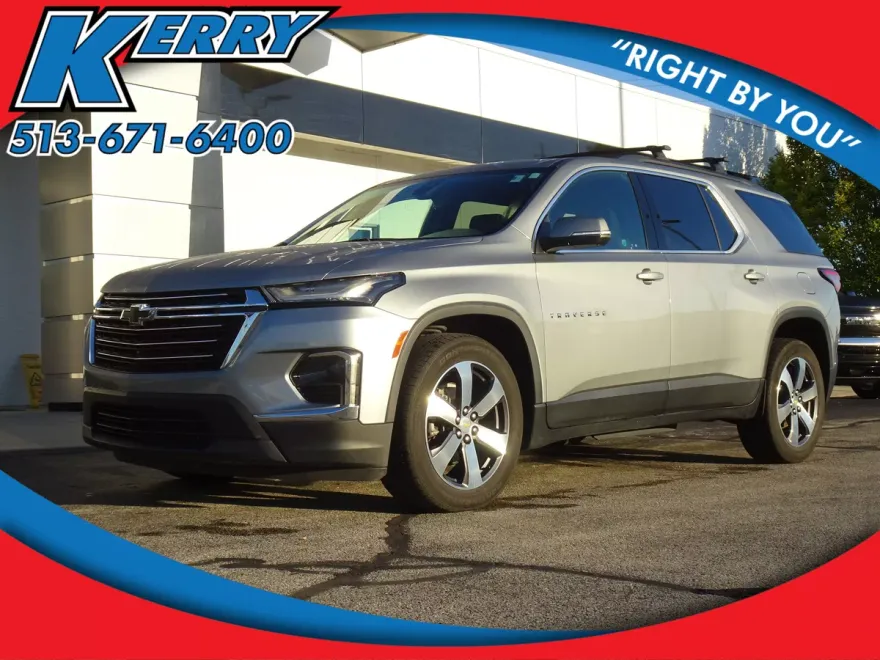 2023 Chevrolet Traverse Leather photo 1