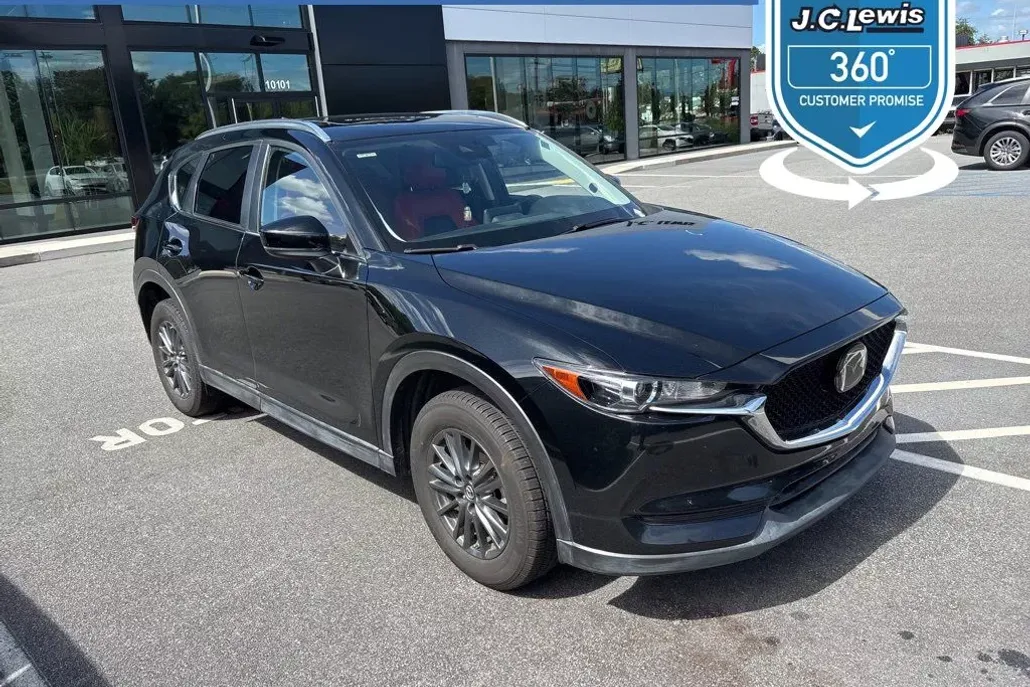 2019 Mazda CX-5 Touring photo 1
