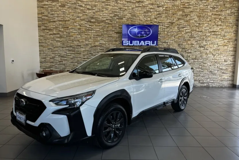 2025 Subaru Outback Onyx Edition photo 1