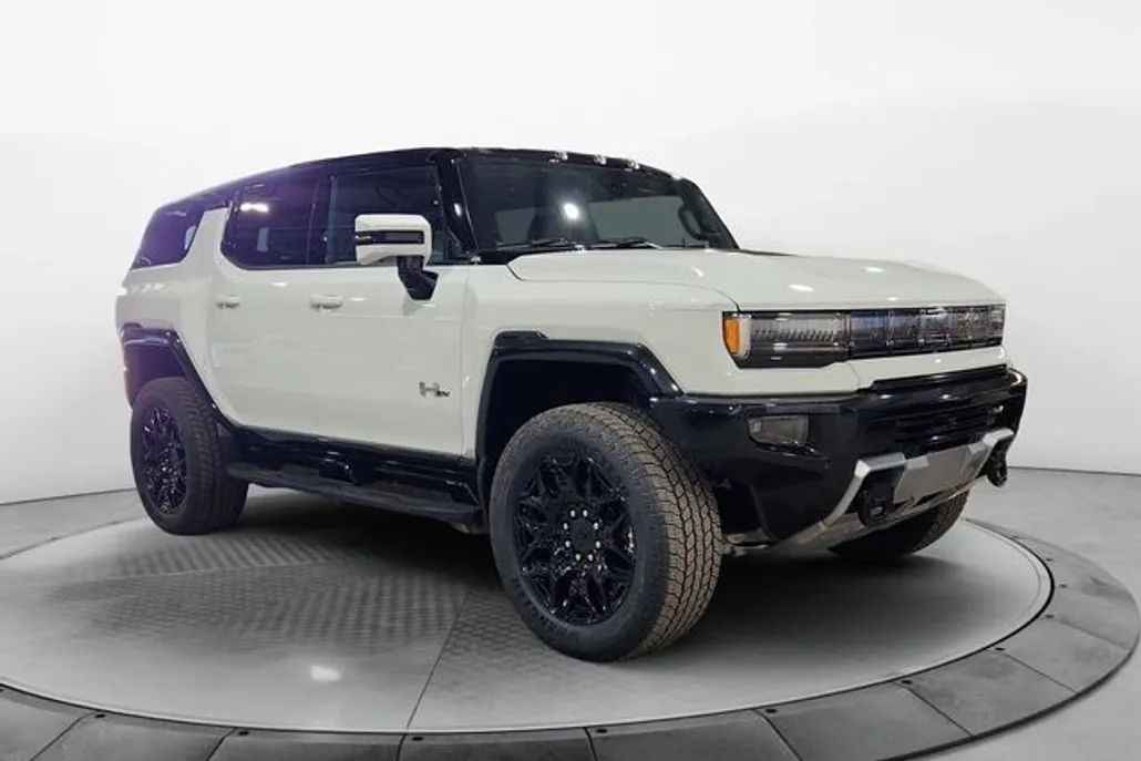 2024 Gmc Hummer EV SUV photo 1