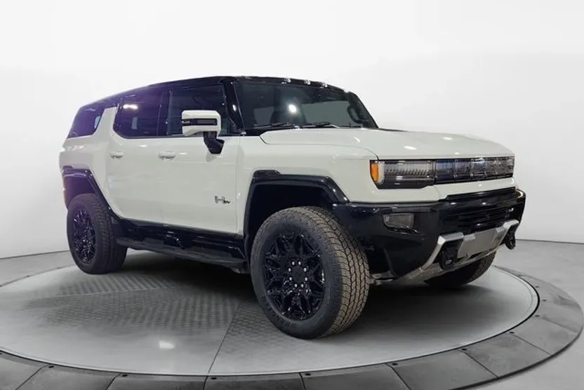 2024 Gmc Hummer EV SUV photo 1