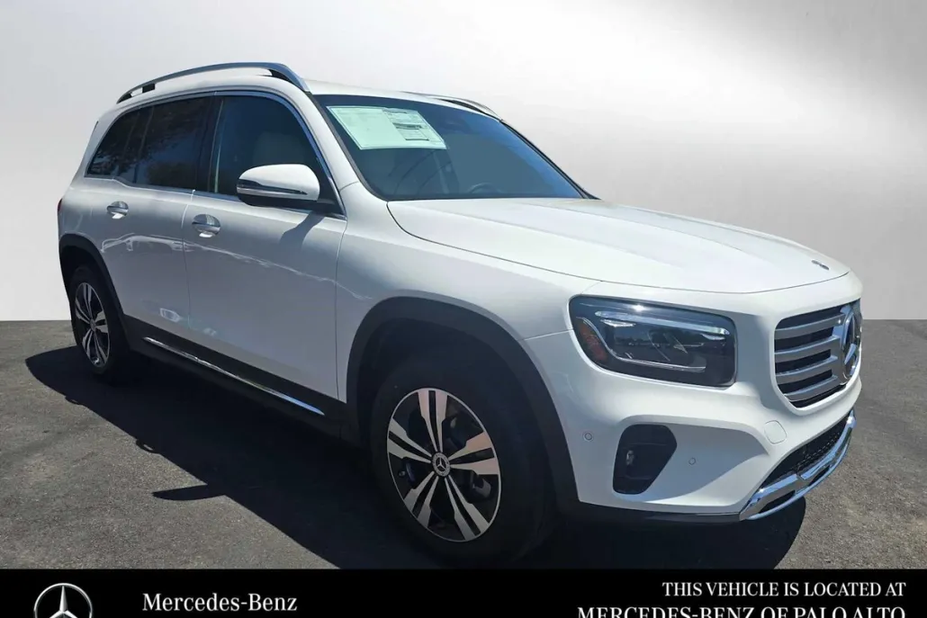 2025 Mercedes Benz GLB 250 photo 1