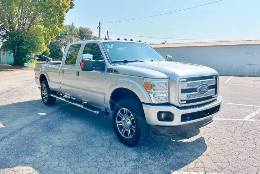 2016 Ford F-250 Platinum photo 1