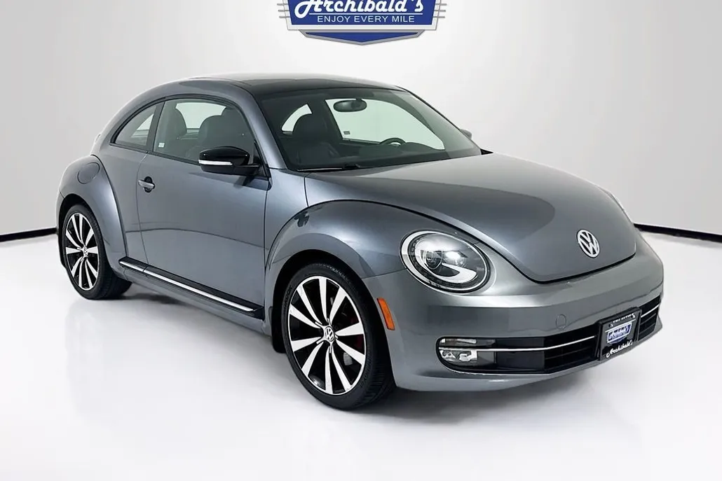 2013 Volkswagen Beetle Sport photo 1