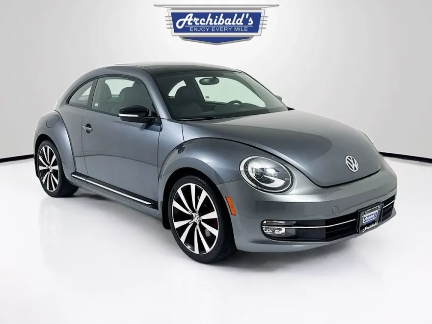 2013 Volkswagen Beetle Sport photo 1