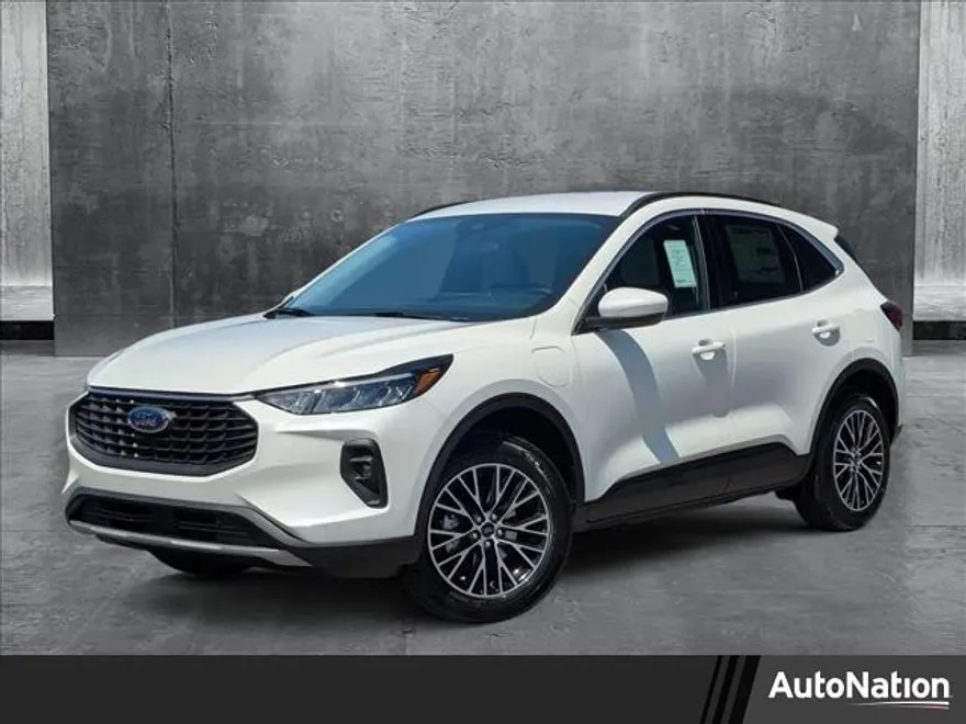 2025 Ford Escape photo 1