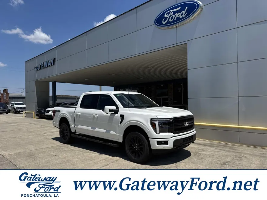 2025 Ford F-150 Lariat photo 1