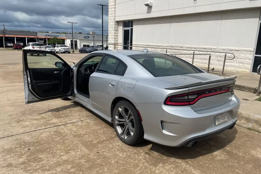 2021 Dodge Charger R/T photo 1