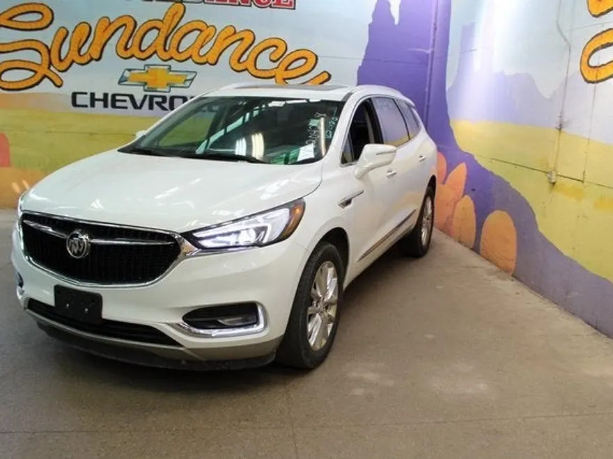 2021 Buick Enclave Essence photo 1