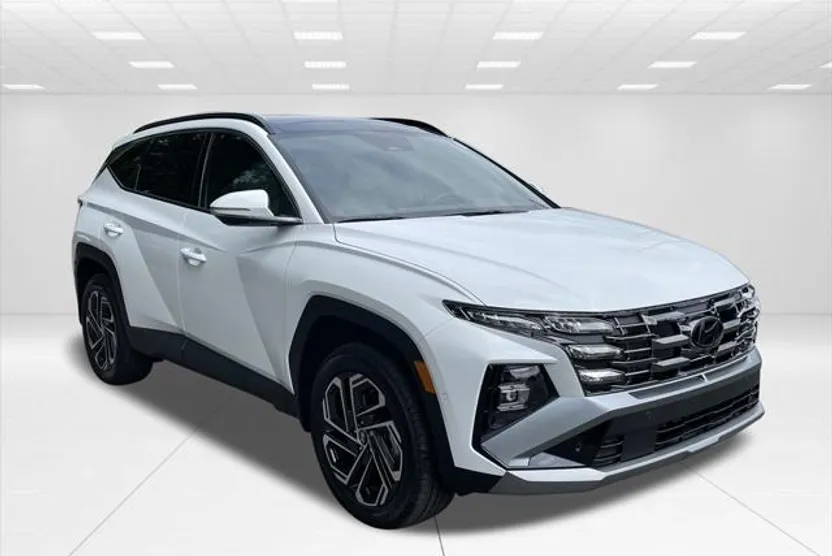 2025 Hyundai Tucson Limited photo 1