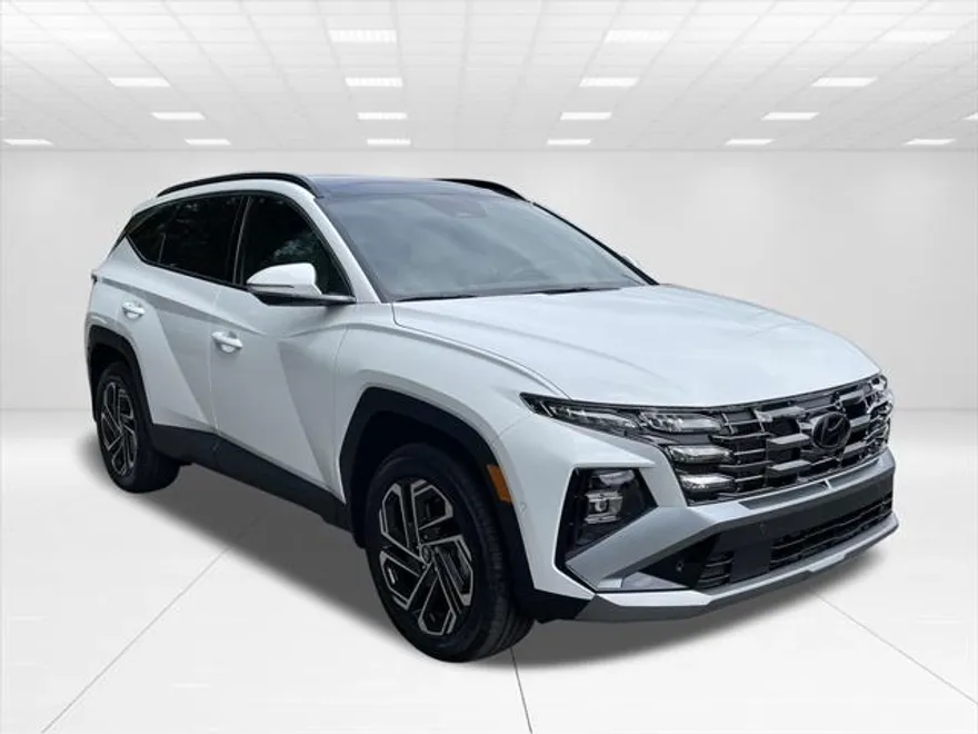2025 Hyundai Tucson Limited photo 1