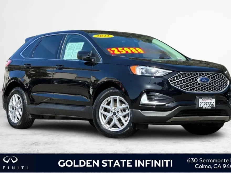 2023 Ford Edge SEL photo 1