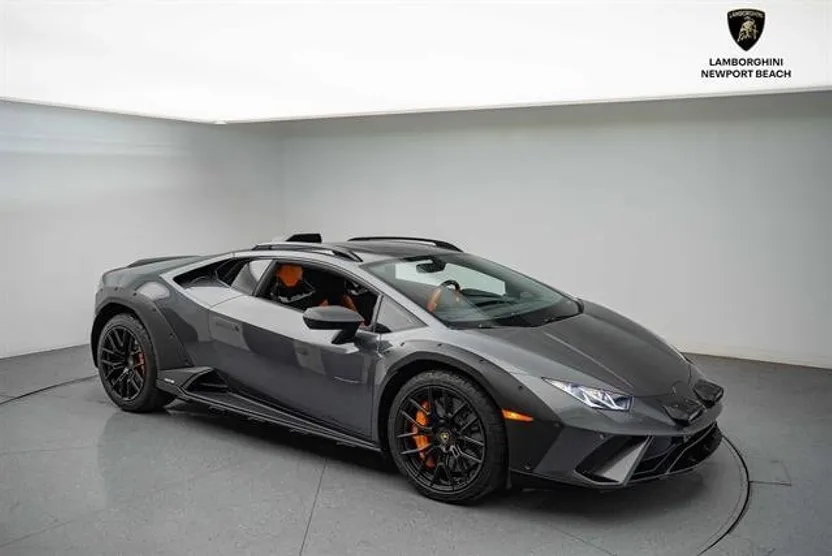 2024 Lamborghini Huracan Sterrato Coupe photo 1