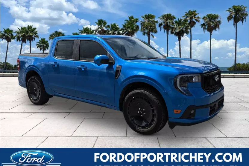 2025 Ford Maverick photo 1