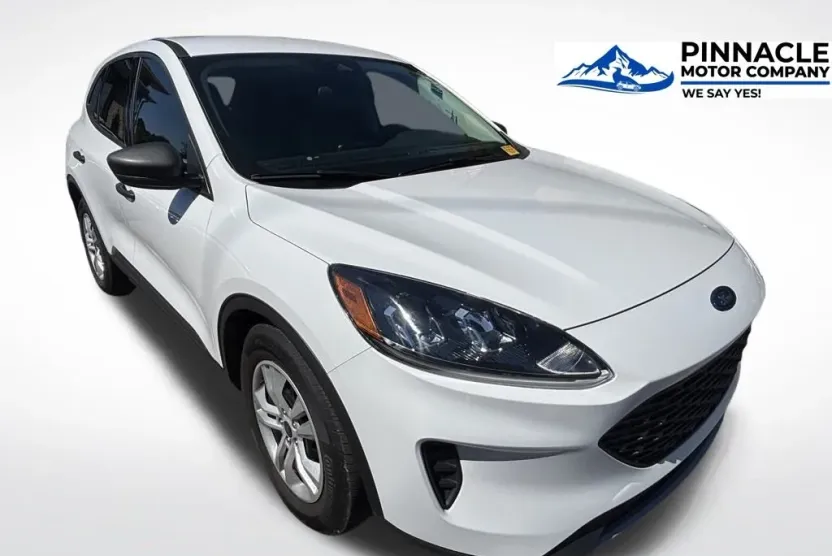 2022 Ford Escape S photo 1