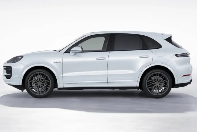 2026 Porsche Cayenne E-Hybrid photo 1