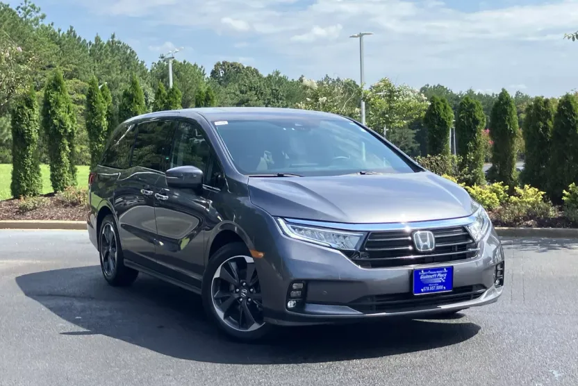 2024 Honda Odyssey Elite photo 1
