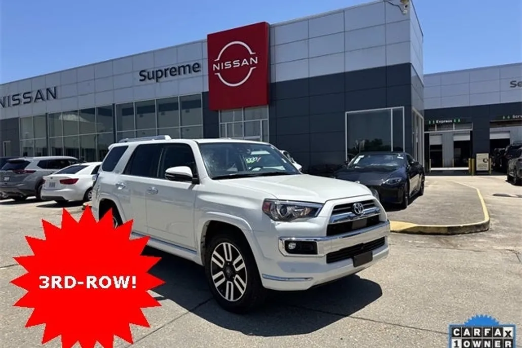 2023 Toyota 4Runner Limited photo 1