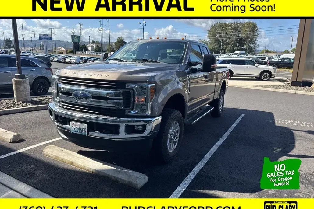 2019 Ford F-350 XLT photo 1