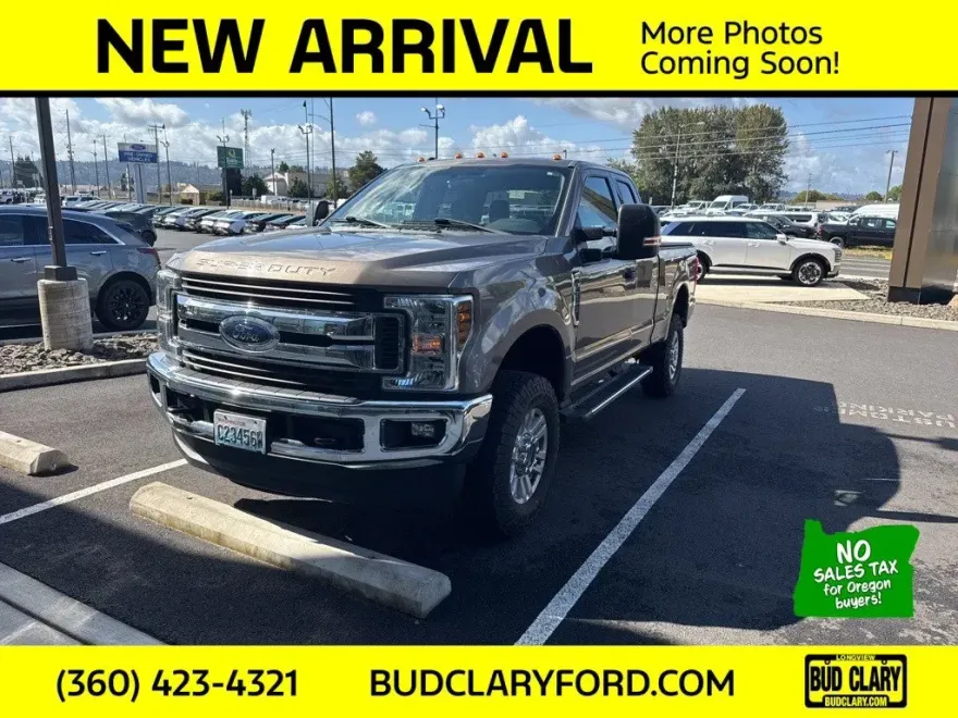 2019 Ford F-350 XLT photo 1