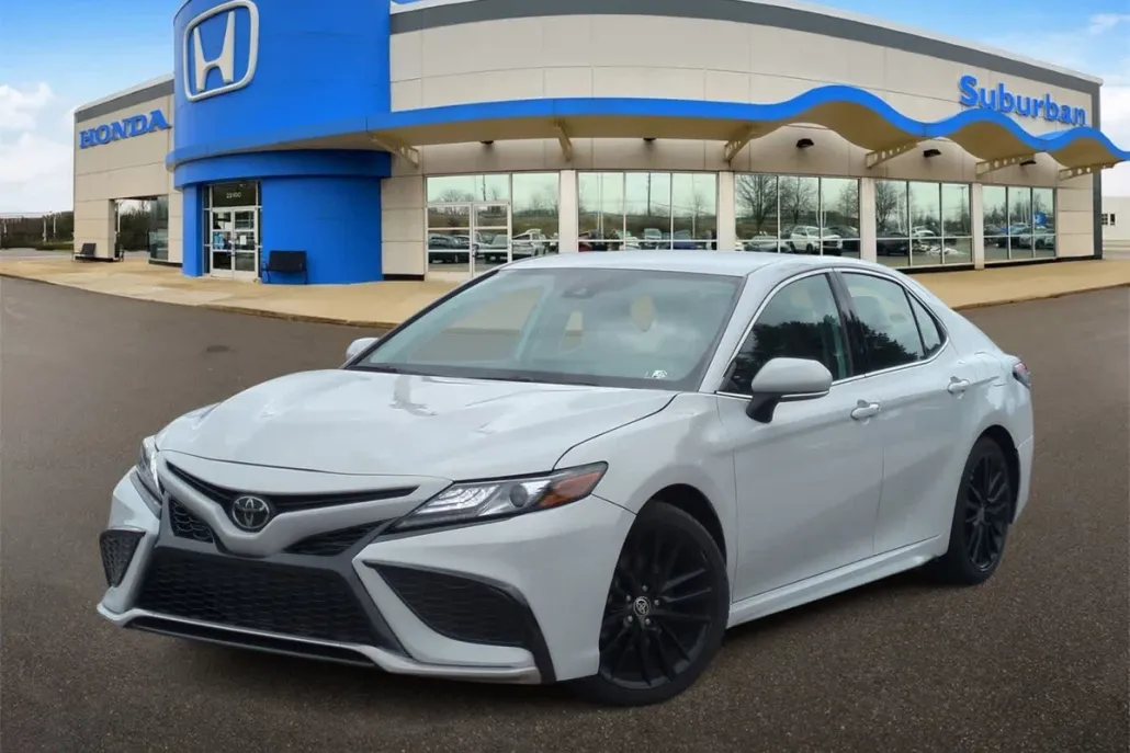 2023 Toyota Camry XSE photo 1