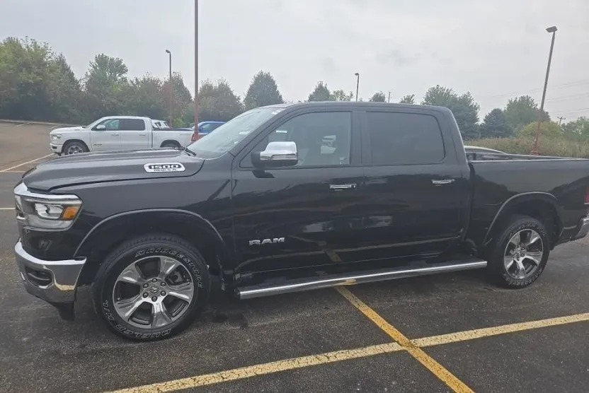 2022 Ram 1500 Laramie photo 1