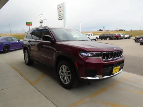 2021 Jeep Grand Cherokee L photo 4