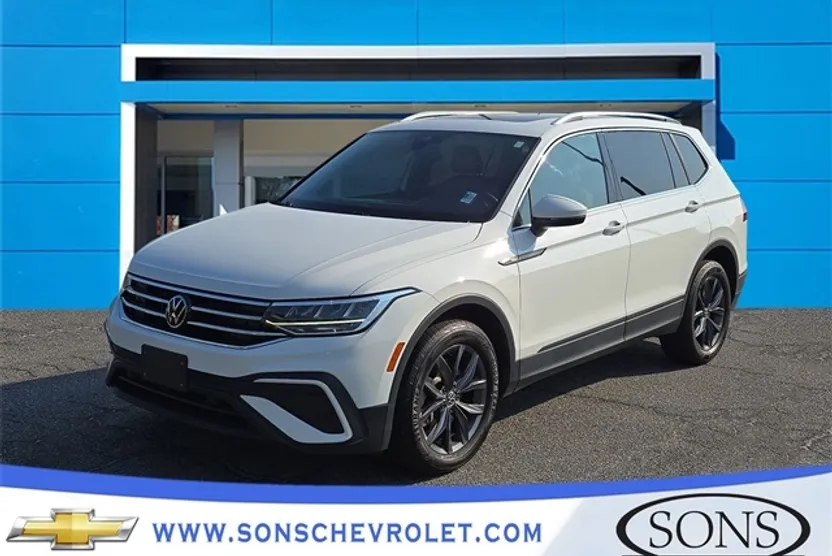2022 Volkswagen Tiguan SE Sport photo 1
