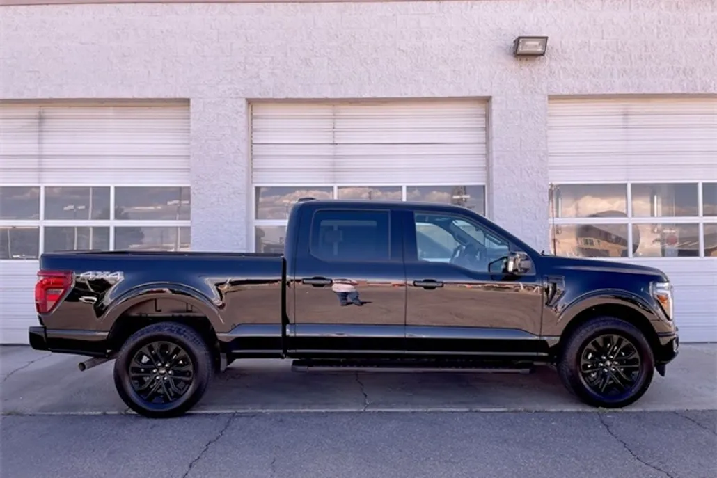 2024 Ford F-150 Lariat photo 1