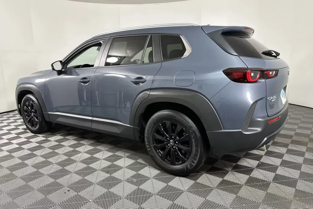 2024 Mazda CX-50 2.5 S Premium photo 1