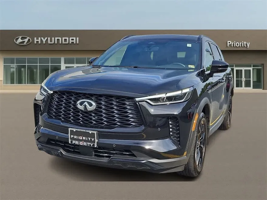 2025 Infiniti QX60 Luxe photo 1