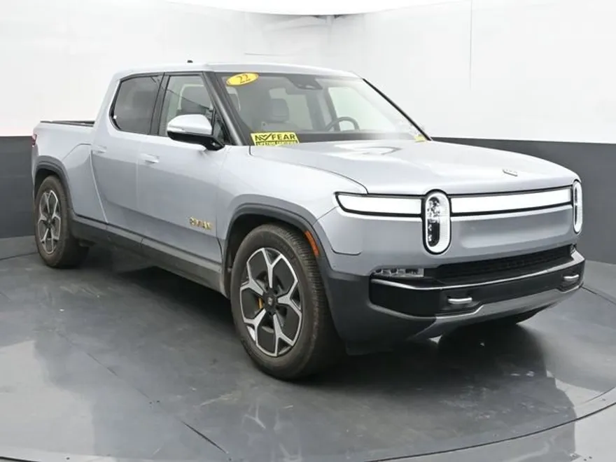 2022 Rivian R1T Adventure photo 1