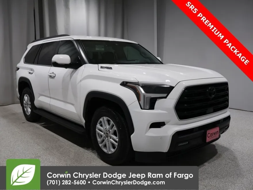 2024 Toyota Sequoia SR5 photo 1