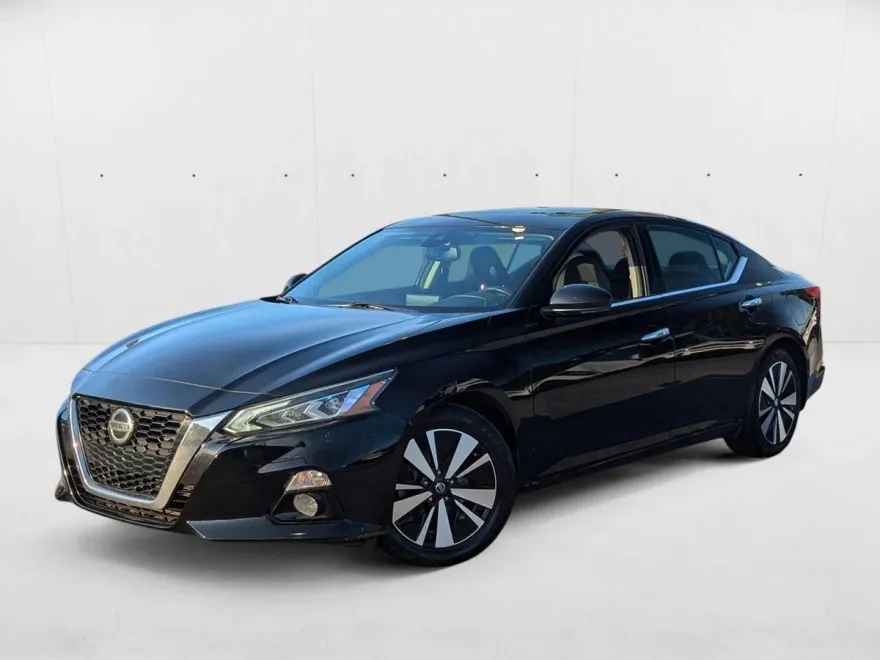 2019 Nissan Altima 2.5 SV photo 1