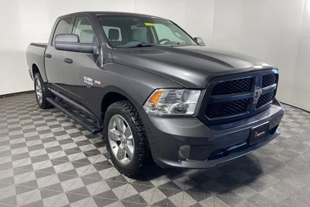 2019 Ram 1500 Classic Express photo 1