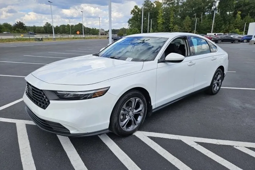 2023 Honda Accord EX photo 1