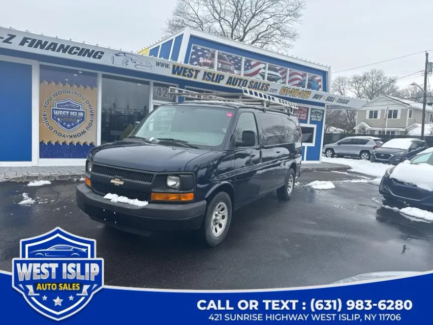 2014 Chevrolet Express Cargo Van 1500 photo 1