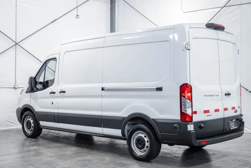 2018 Ford Transit Van photo 1