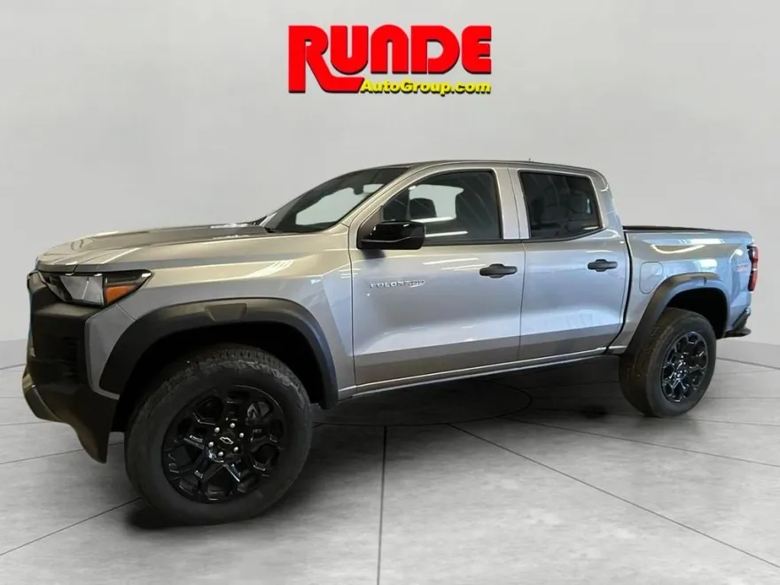 2026 Chevrolet Colorado Trail Boss photo 1