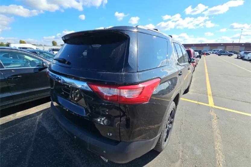 2020 Chevrolet Traverse Leather photo 1