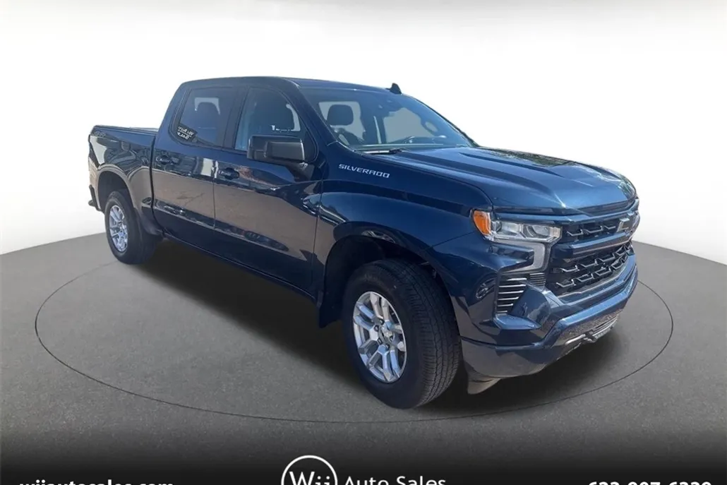 2022 Chevrolet Silverado 1500 RST photo 1