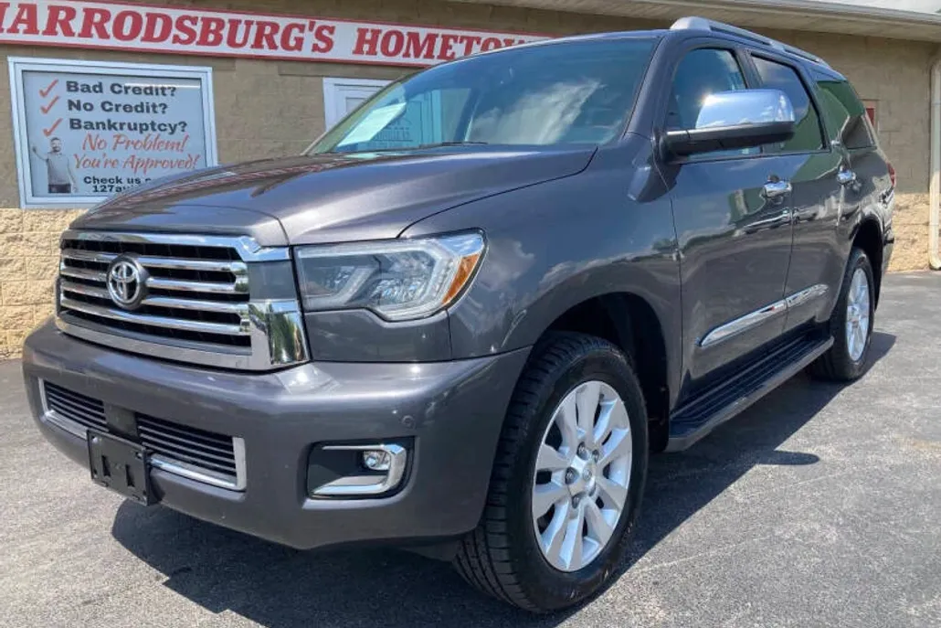 2018 Toyota Sequoia Platinum photo 1