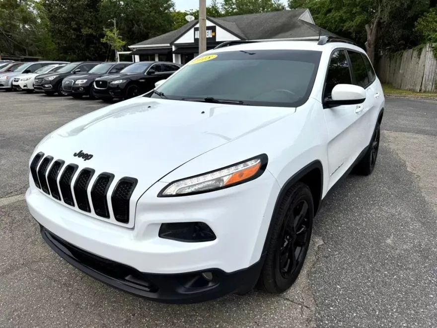 2018 Jeep Cherokee Latitude photo 1