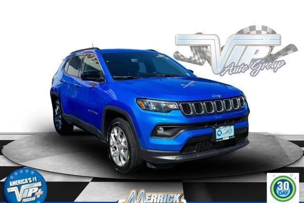 2024 Jeep Compass Latitude Lux photo 1
