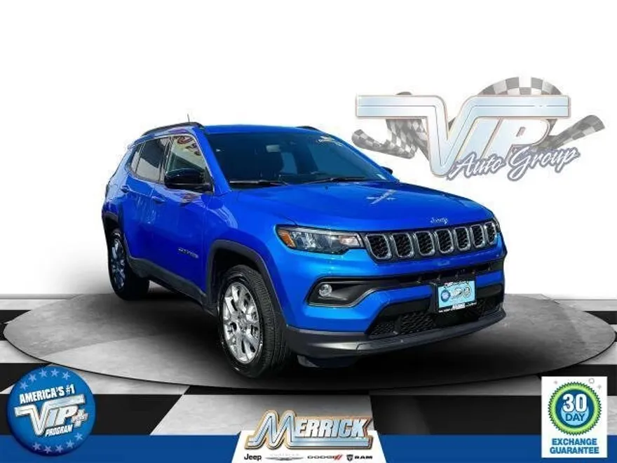 2024 Jeep Compass Latitude Lux photo 1