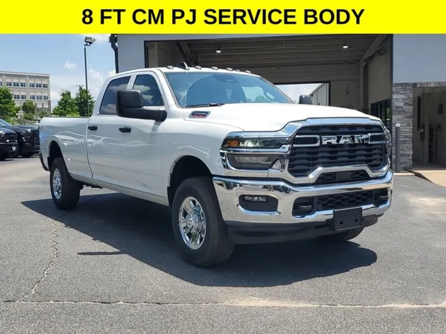 2025 Ram 2500 Tradesman photo 1