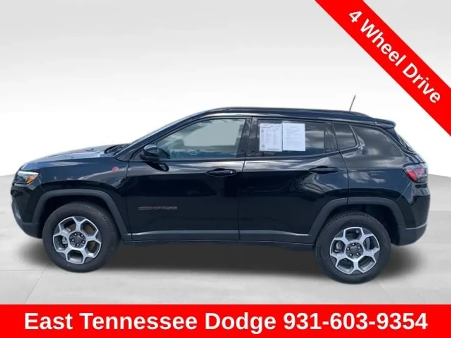 2022 Jeep Compass Trailhawk photo 1