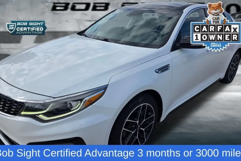 2020 Kia Optima SE photo 1