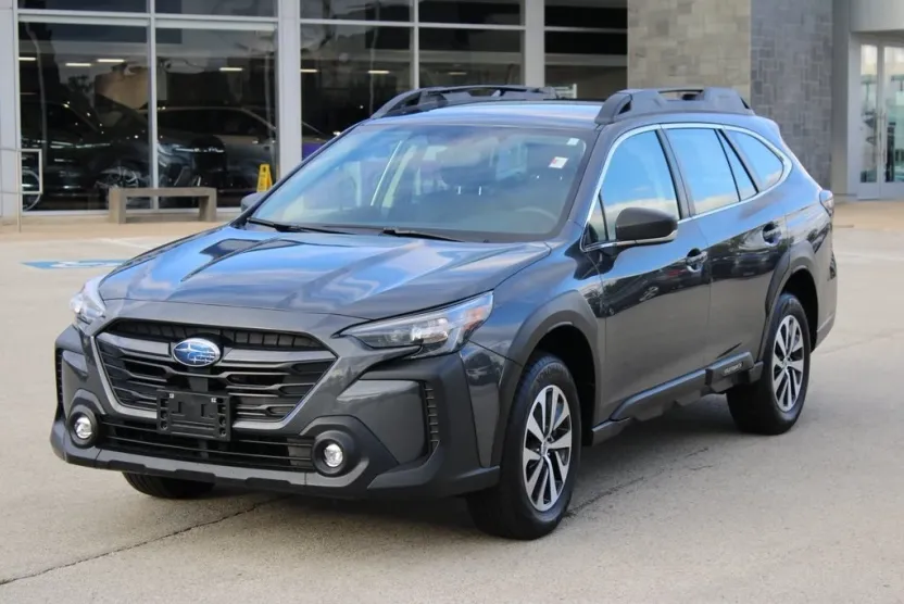 2024 Subaru Outback 2.5i photo 1